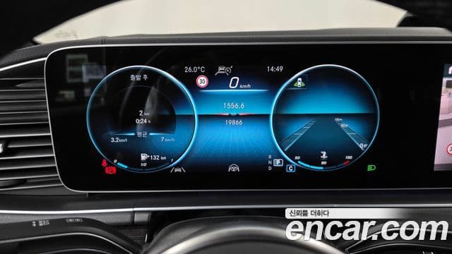 Mercedes-Benz GLE-Class 2022 — Фото 8/20