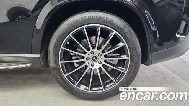 Mercedes-Benz GLE-Class 2022 — Photo 16/34