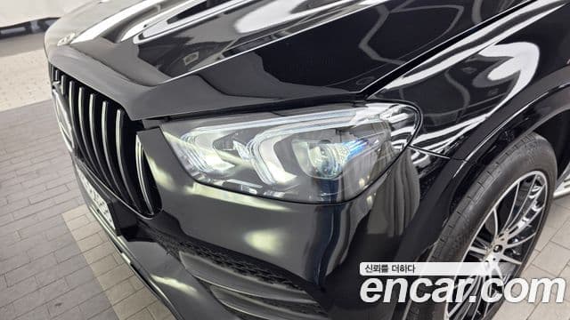 Mercedes-Benz GLE-Class 2022 — Photo 25/34