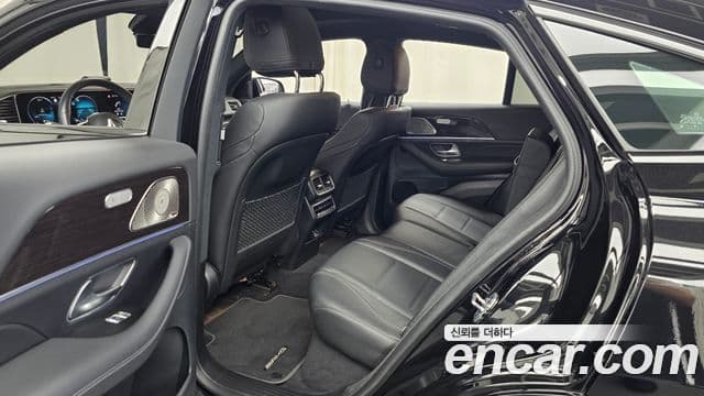 Mercedes-Benz GLE-Class 2022 — Photo 34/34