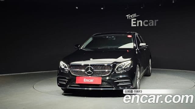 Mercedes-Benz E-Class 2020 — Фото 3/20