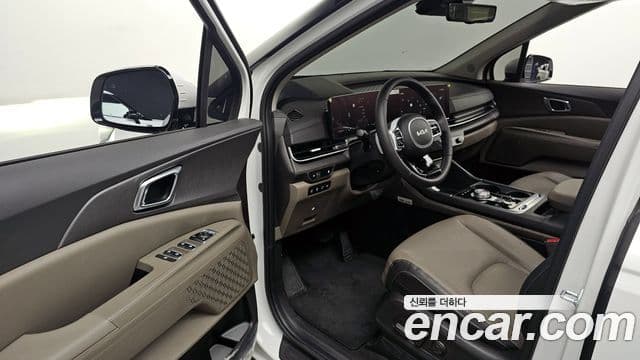 Kia Carnival 2024 — Şəkil 8/20