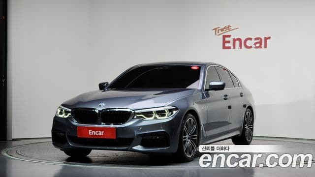 BMW 5 Series 2019 — Фото 1/20