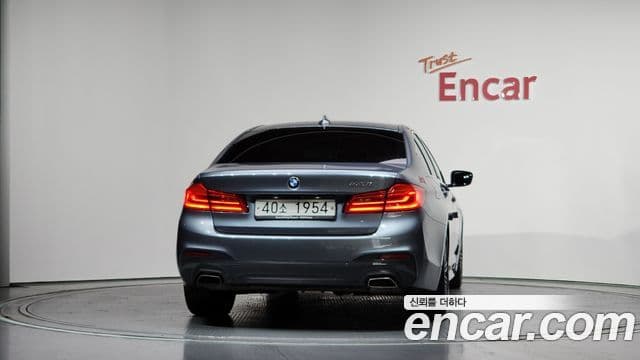 BMW 5 Series 2019 — Фото 4/20