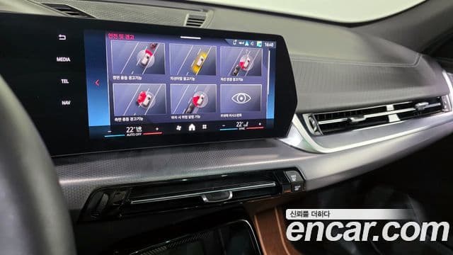 BMW X2 2024 — Photo 22/35