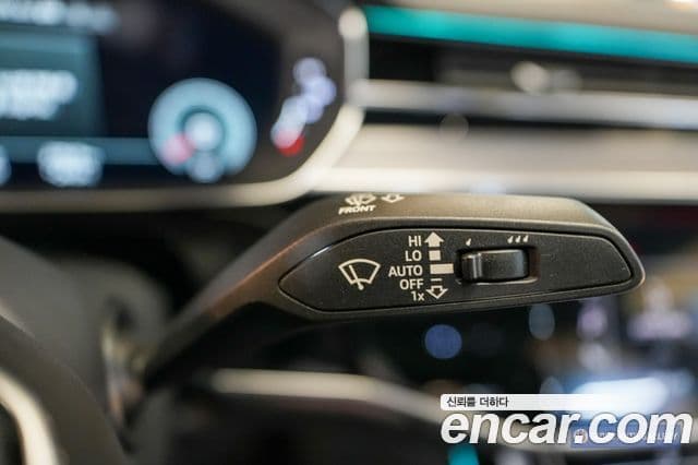 Audi A8 2021 — Şəkil 14/20