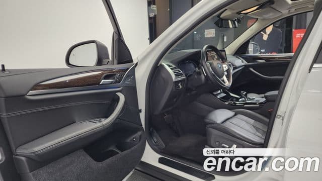 BMW X3 2022 — Photo 18/20