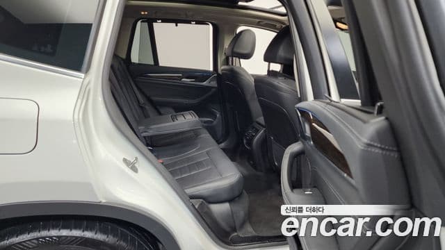 BMW X3 2022 — Photo 14/20