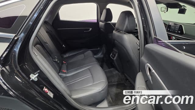 Hyundai Sonata Hybrid 2019 — Photo 7/20