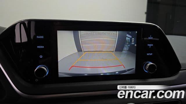 Hyundai Sonata Hybrid 2019 — Photo 9/20