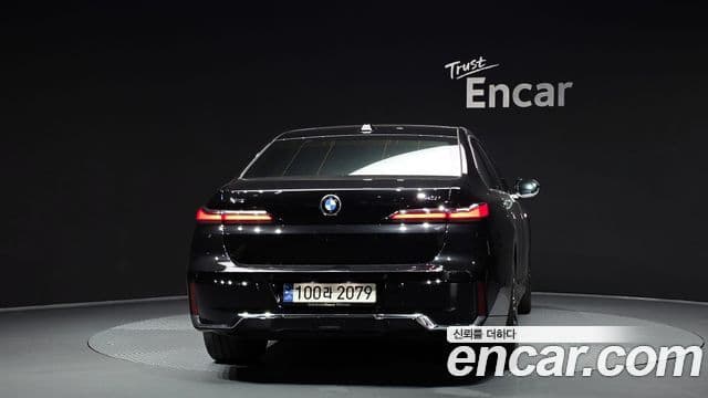 BMW 7 Series 2023 — Şəkil 4/20