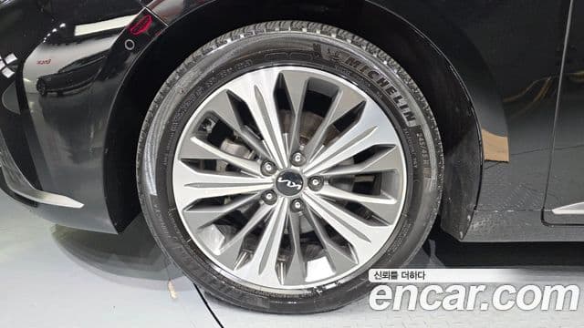 Kia K8 2023 — фото 5 из 20