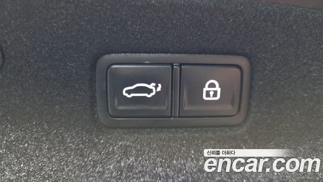 Kia K8 2023 — Şəkil 18/20