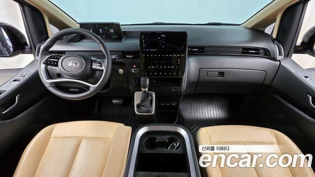 Hyundai Staria 2023 — Şəkil 10/20