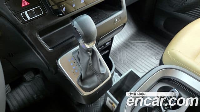 Hyundai Staria 2023 — Şəkil 7/20