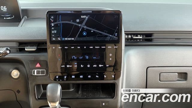 Hyundai Staria 2023 — Şəkil 14/20