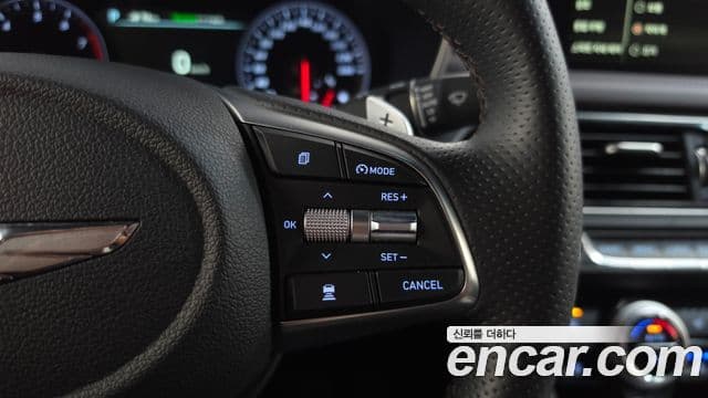 Genesis G70 2019 — ფოტო 16/20