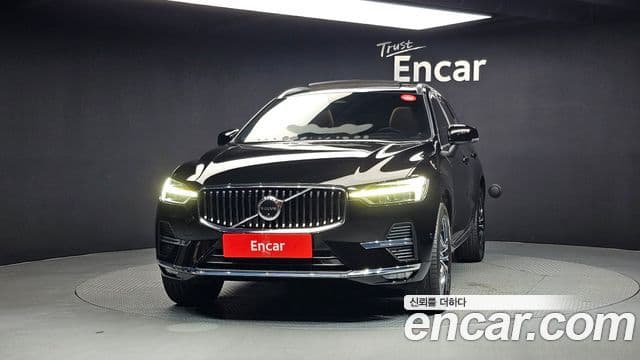 Volvo XC60 2022 — Şəkil 3/20