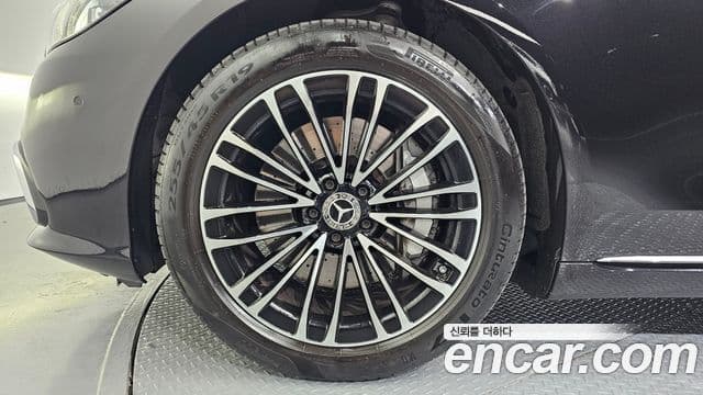 Mercedes-Benz S-Class 2022 — фото 5 из 20