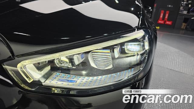 Mercedes-Benz S-Class 2022 — Photo 29/30