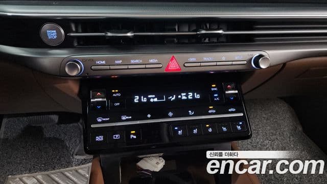 Hyundai Grandeur 2023 — Şəkil 18/20