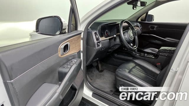 Kia Sorento 2021 — фото 10 из 20