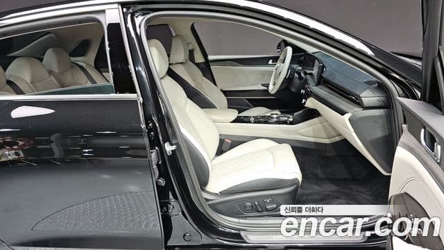 Kia K5 2025 — Photo 21/29