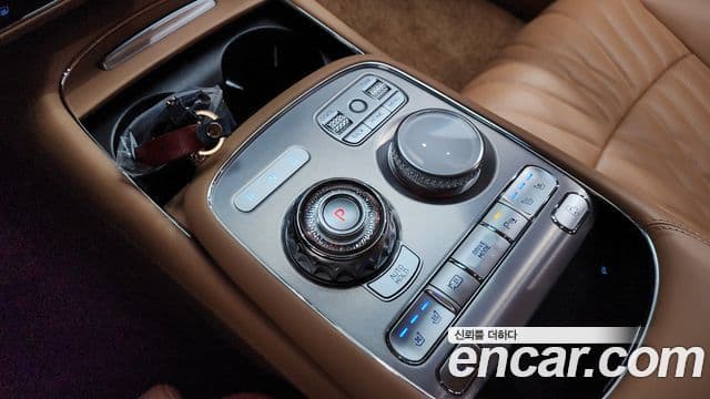 Genesis G90 2023 — ფოტო 9/20