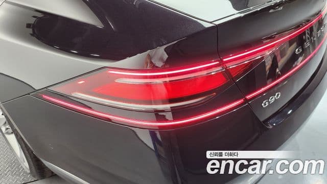 Genesis G90 2023 — Photo 12/40