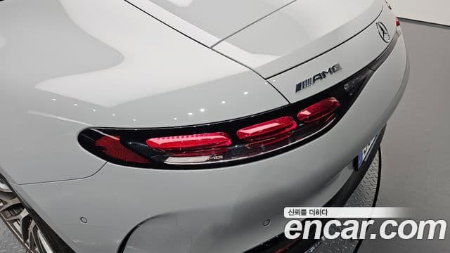 Mercedes-Benz AMG GT 2025 — Photo 10/29
