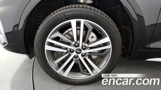 Audi Q5 2023 — фото 5 из 20