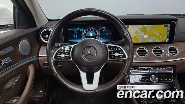 Mercedes-Benz E-Class 2018 — Şəkil 14/20