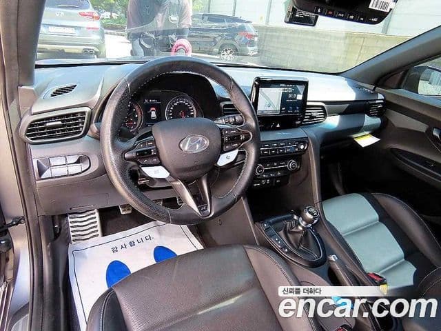 Hyundai Veloster 2019 — Şəkil 10/17