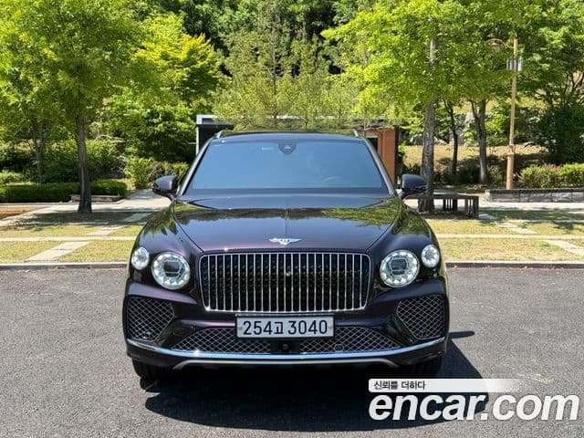 Bentley Bentayga 2024 — Şəkil 2/19