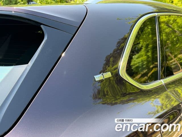 Bentley Bentayga 2024 — Şəkil 11/19