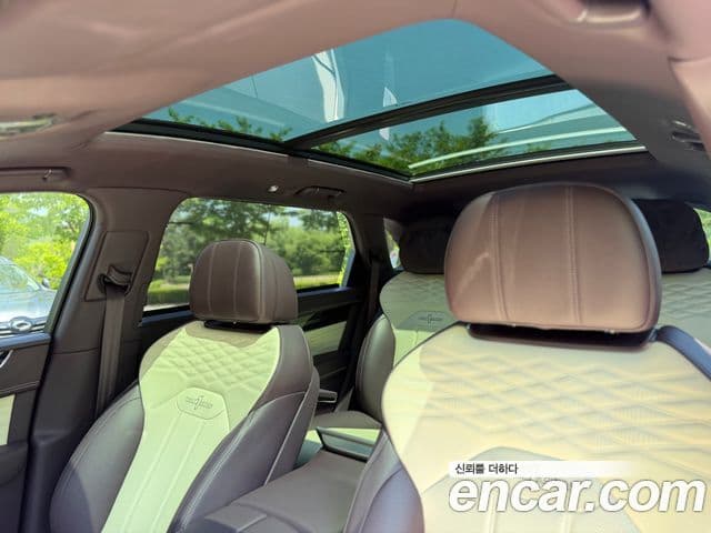 Bentley Bentayga 2024 — Şəkil 13/19