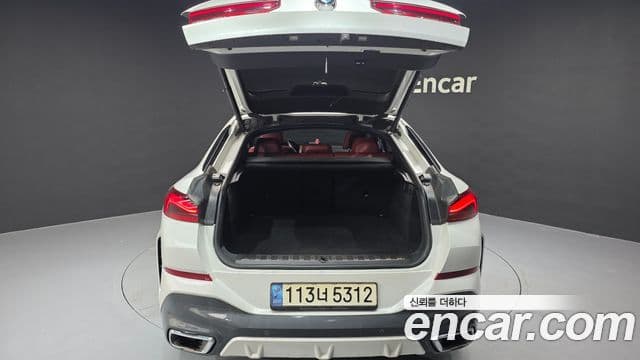 BMW X6 2021 — Photo 2/39