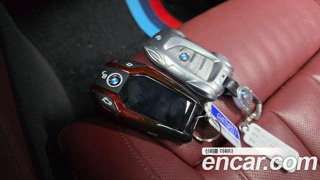 BMW X6 2021 — Photo 18/39