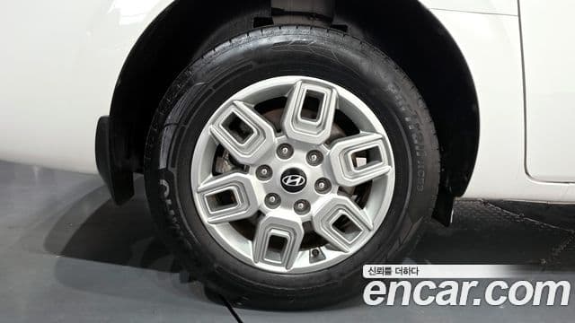 Hyundai Staria 2021 — Photo 11/33