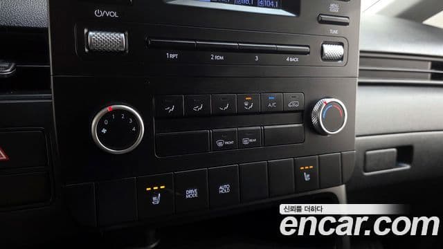 Hyundai Staria 2021 — Photo 29/33