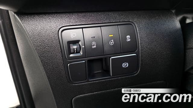 Hyundai Staria 2021 — фото 20 из 20
