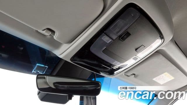 Hyundai Staria 2021 — Photo 17/33