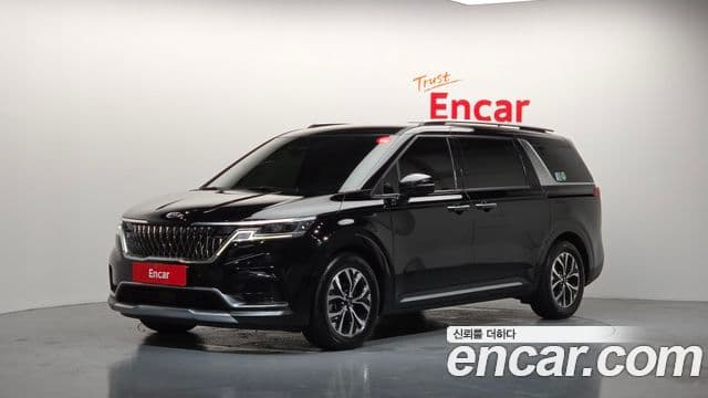 Kia Carnival 2021 — Фото 1/20