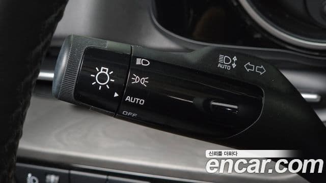 Kia Carnival 2021 — Фото 15/20