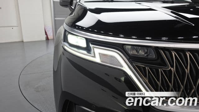 Kia Carnival 2021 — Şəkil 33/34