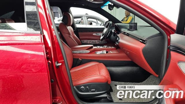 Genesis GV70 2021 — ფოტო 11/20