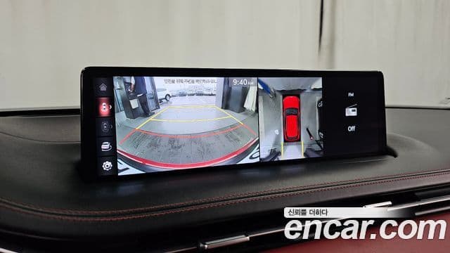 Genesis GV70 2021 — ფოტო 15/20