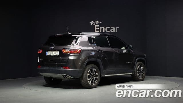 Jeep Compass 2022 — Фото 2/20