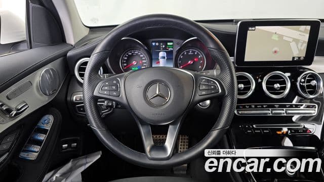 Mercedes-Benz GLC-Class 2018 — Фото 13/20