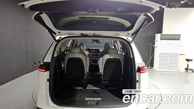 Kia Carnival 2020 — фото 20 из 20